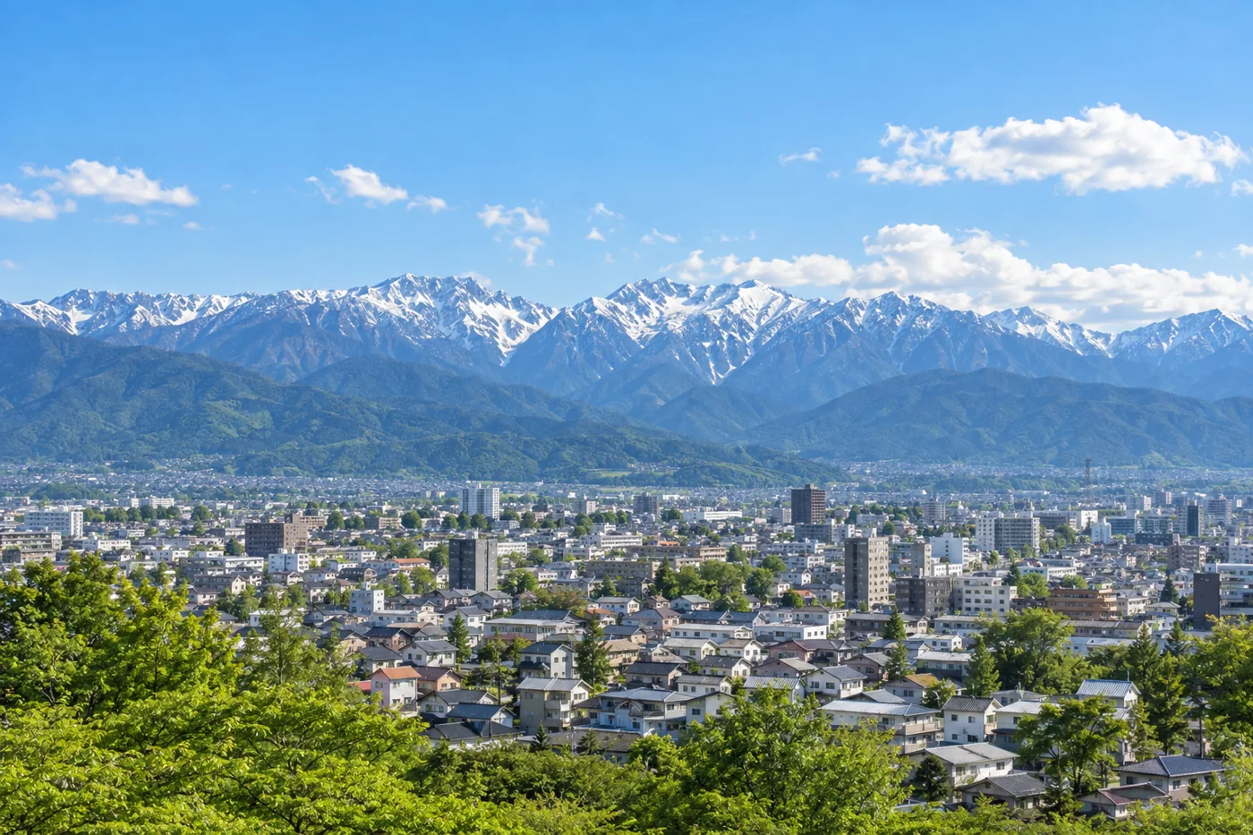 北アルプスの山並み（イメージ）